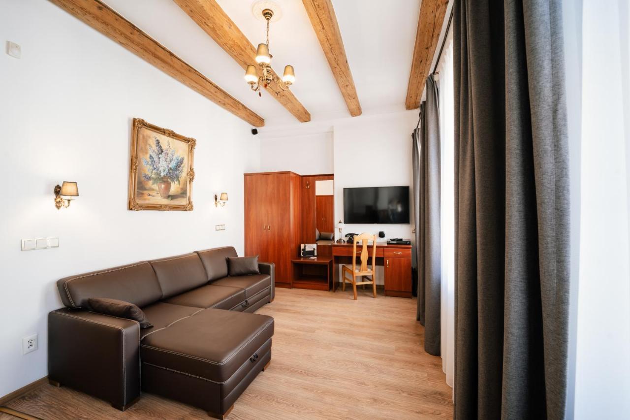 & Ventus Rosa Hotel