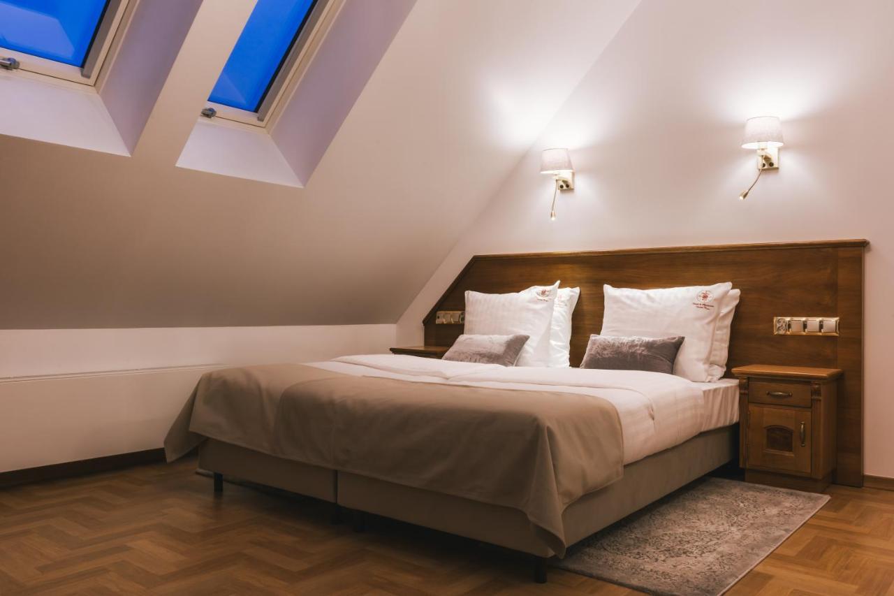 Hotel & Ventus Rosa 3*